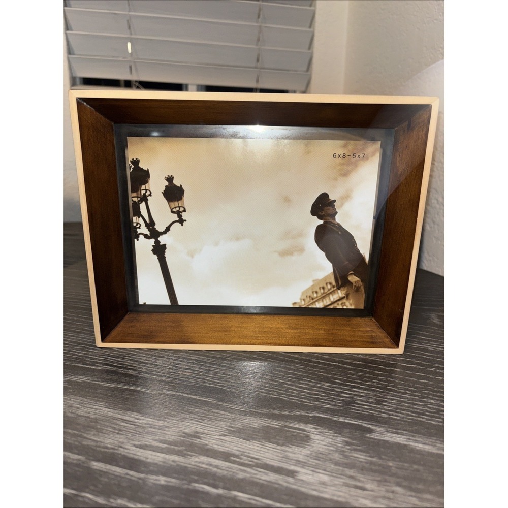 Bombay Floating Frame‎ 6x8 -5x7 New